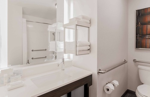 Windsor Hotel | Hampton Inn & Suites Windsor - Sonoma Wine Country
