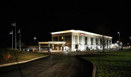 Summersville Hotel | Hampton Inn Summersville