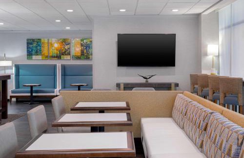 Tallahassee Hotel | Hampton Inn Tallahassee-Central