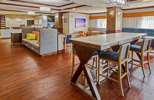 Van Buren Hotel | Hampton Inn Van Buren