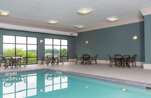 Warsaw Hotel | Hampton Inn Warsaw