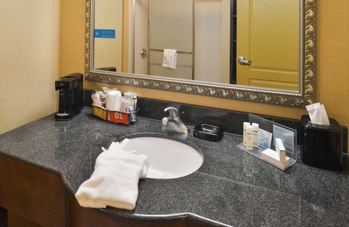 Williamsburg Hotel | Hampton Inn Williamsburg