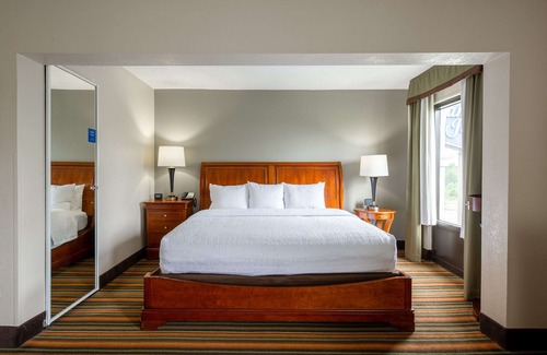 Winston - Salem Hotel | Hampton Inn Winston-Salem Hanes Mall