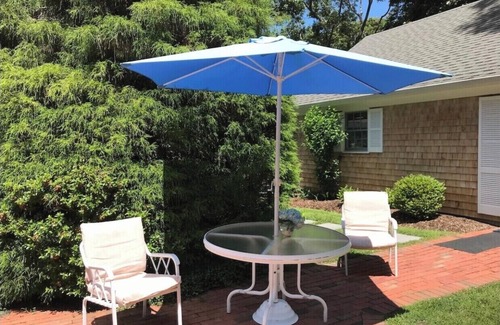 Remsenburg Cottage | Hamptons private guest cottage
