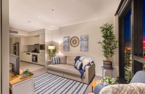 Brisbane Central Business District Apartment | Hamptons Retreat on Level 77 Skytower