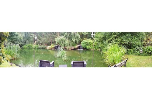 Leonards Apartment | Hamptons Studio with private entrance, bathroom, BBQ & patio in gated estate.