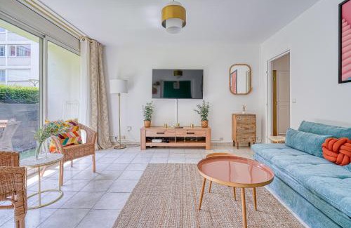 Bougival Apartment | Hana Home 2 chambres Bougival parking privé proche A86