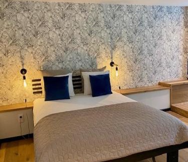 Menen Apartment | Hangar 336