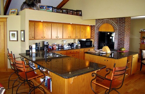 Lincoln County House | Hanging H Lodge in Sutherland, NE