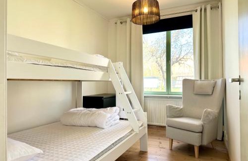 Larbro Apartment | Hangvar Skola Biologisalen