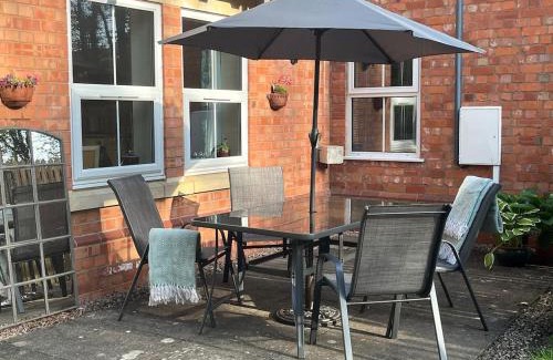 Severn Stoke Apartment | Hanley Swan, The Garden Flat