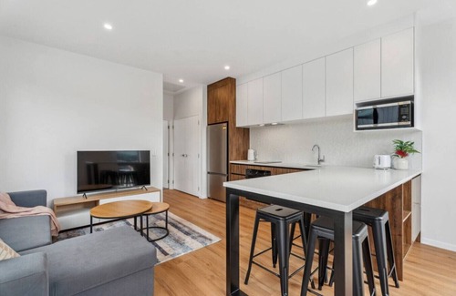 Kawarau Falls House | Hanleys Getaway | One Bedroom