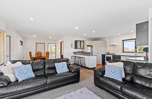 Hanmer Springs House | Hanmer's Rose - Hanmer Springs Holiday Home