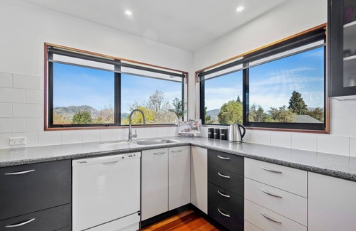 Hanmer Springs House | Hanmer's Rose - Hanmer Springs Holiday Home