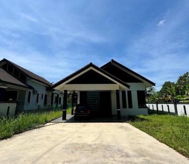 Kampung Padang Midin House | Hannan Homestay Kuala Terengganu