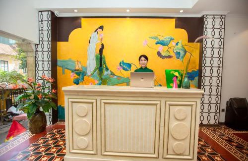 Hang Trong Hotel | Hanoi Center Silk Boutique Hotel & Travel