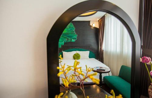 Hang Trong Hotel | Hanoi Center Silk Boutique Hotel & Travel