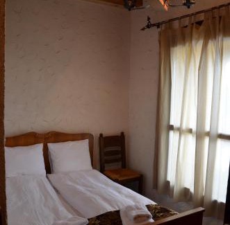 Ineu House | Hanul Moara cu Noroc