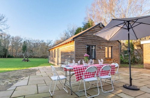 Biddenden House | Haons - Three Bedroom House, Sleeps 8