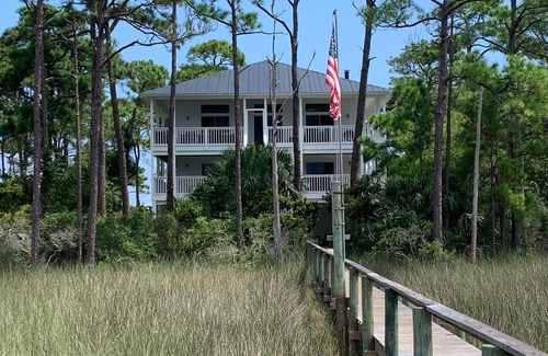 East End Apartment | Happiness Bay: Saint George Island Waterfront Luxury