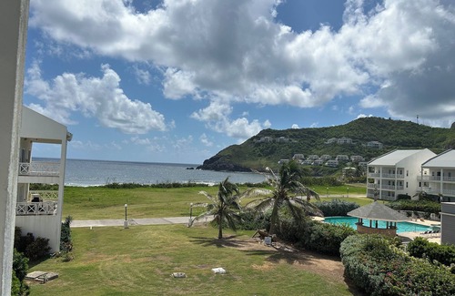 Basseterre Condo | Happy Dayz @ Cozy Condo By the Sea