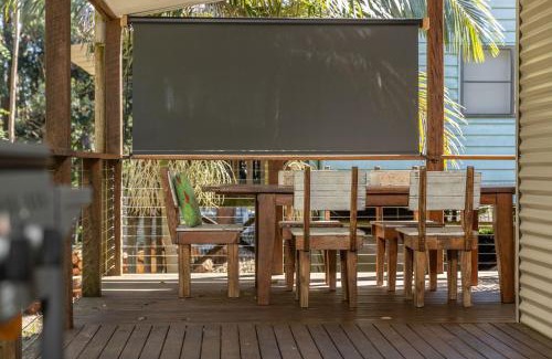 Smiths Lake House | Happy Daze