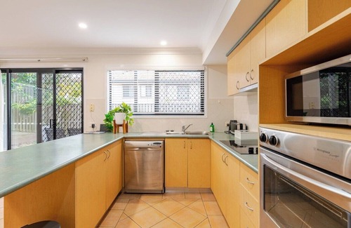 Eight Mile Plains House | Happy haven at Eight Mile