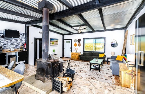 Indian Cove House | Happy Haven Homestead - Tranquil Home w/Hot Tub