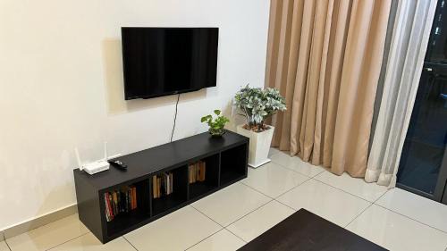 Malacca City Apartment | Happy Home @ Atlantis Residences [Pool View]