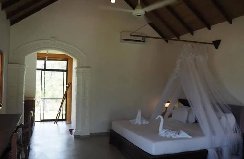 Kosgoda Bed & Breakfast | Happy Man Village - One-Bedroom Villa