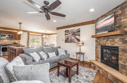 McHenry House | Happy Ours