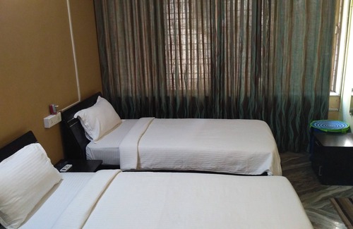 Viman Nagar Hotel | Happy Stay Service Apartment