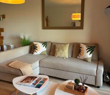 Orient Bay Apartment | Happy studio Orient bay Palm court Residence