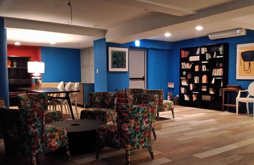 Central District Apartment | HappyInn Double near TaichungSTN