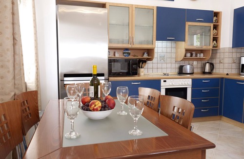 Haraki House | Haraki Beach Mediterranean Retreat