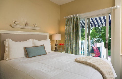 Marblehead Hotel | Harbor Light Inn