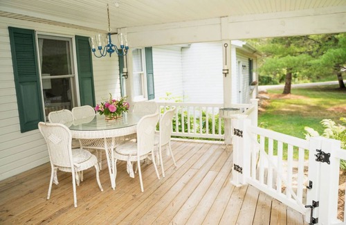Harbor Springs Cottage | Harbor Shady Acre Cottage Next to Nature Preserve and Minutes From Downtown HS