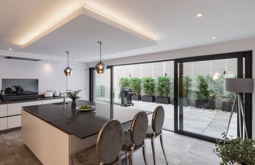 Sandbanks House | Harbour Escapes | Stunning 6 bedroom Villa with Harbour Views & great privacy