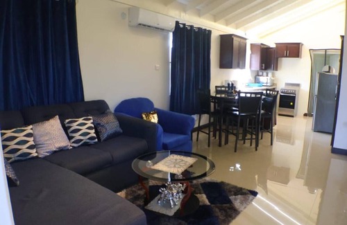 Old Harbour House | Harbour Oasis Retreat - Charming 2 Bedroom House