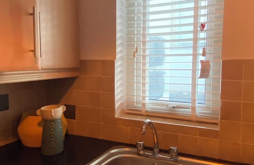 Ballycastle Apartment | Harbour Sound. Coastal Apartment. Private parking & Patio. Great base to explore