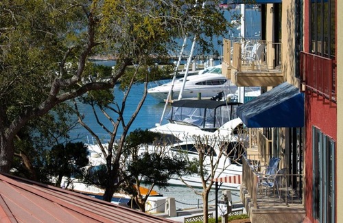 Harbour Town Condo | Harbour Town - LUXURY PENTHOUSE - IN SEA PINES - Pool - GREAT VIEW AND LOCATION!