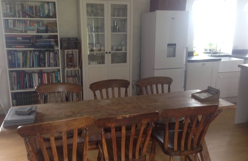 Helmsdale House | Harbourside large detached house with enclosed garden