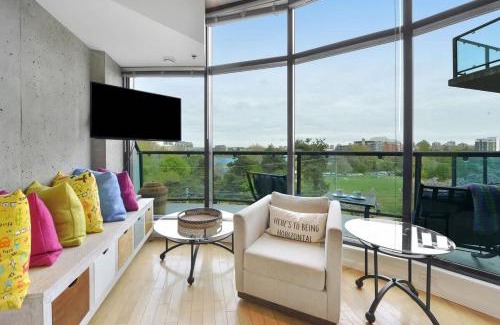 James Bay House | Harbourview Executive Condo