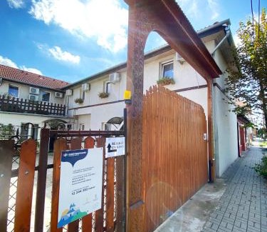 Vecses House | Hargita Panzio