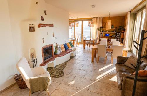 Savadisla House | Harmonia Mundi