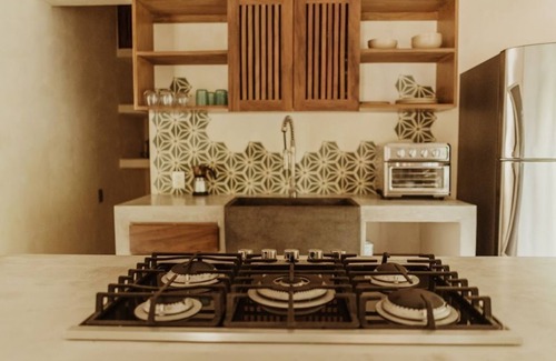 Sayulita House | Harmonious 3 bedroom home with infinity salt water pool