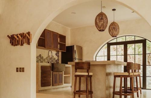 Sayulita House | Harmonious 3 bedroom home with infinity salt water pool