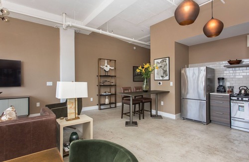 Old Fourth Ward Apartment | Harmonious Haven by Atlanta Luxury Rentals