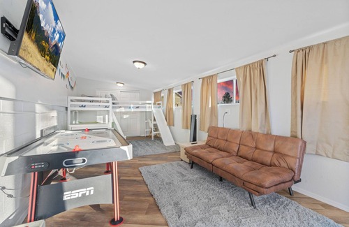 Fort Valley House | Harmony Guest Home