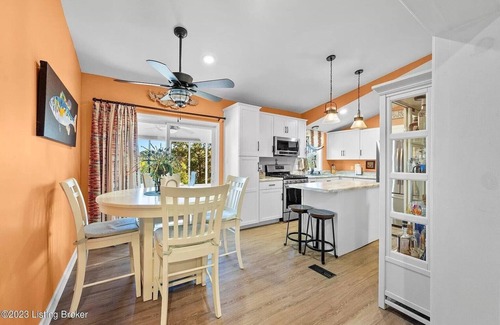 Clarkson House | Harmony Lane at the Lake!